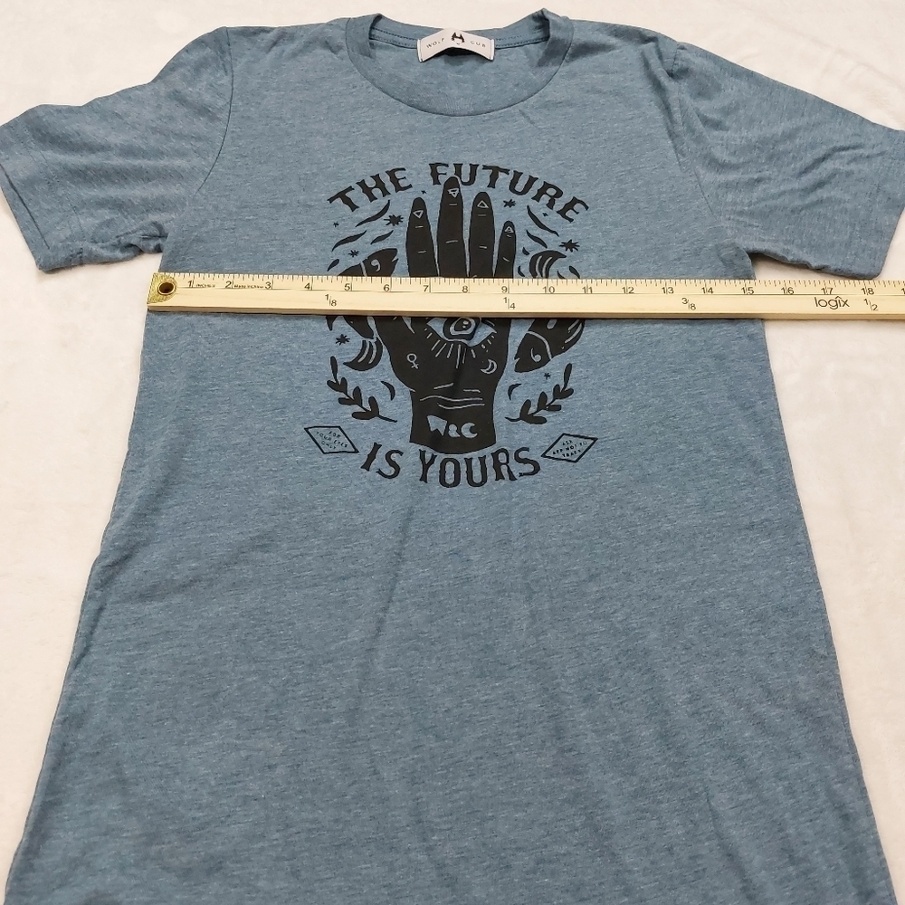 WOLF CUB BLUE THE FUTURE IS YOURS WOMEN'S T-SHIRT SIZE XS - Picture 4 of 7